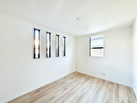 �Q���@4���񂾏c���̑����A�N�Z���g�ɂȂ��Ă���2�K6���̗m���B