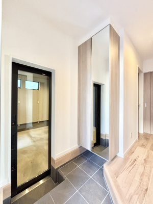 ���ց@�~���[�t���V���[�Y�{�b�N�X�͂��o�����O�̐g�����Ȃ݃`�F�b�N�ɕ֗�