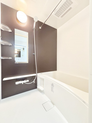 �����@����̔�������Ă���閾�邢�������̂���o�X���[��