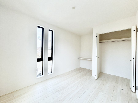 �q�������@�q�������ɂ��������߂Ȏ��[�X�y�[�X�����Ղ�̋���