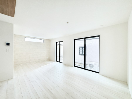 ���̑����ρ@�V���v���ȃf�U�C���Ȃ̂ŃC���e���A���l����̂��y���݂ł��ˁI