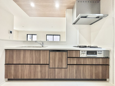 �L�b�`���@�������������I�ɁA�y�����I�V�X�e���L�b�`��  