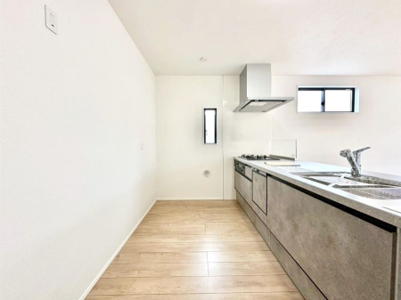 �L�b�`���@��Ƃ肠��L�b�`���ł͂��Ƒ��Ɗy�������������ł��܂��B