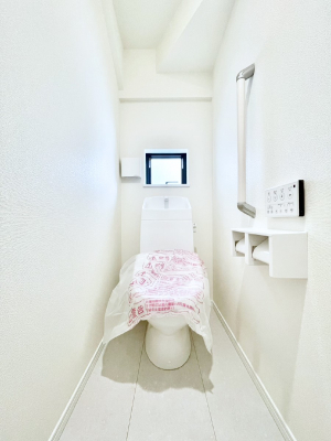 �g�C���@�E�H�V�����b�g�t���g�C����1�K��2�K���ꂼ��ɔz�u����Ă��ĂƂĂ��֗��ł��B 