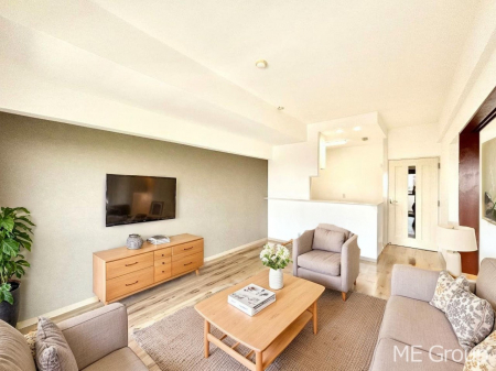 ���r���O�@�������������͋C�̂k�c�j�͉Ƒ��݂�Ȃ̉��K��ԁ@���Ƌ��CG�ł�