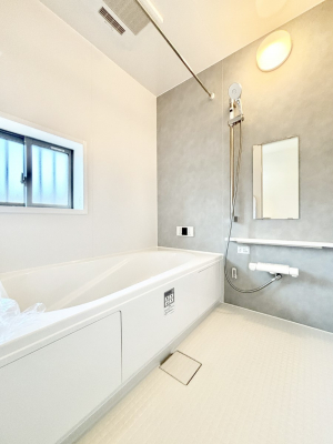 �����@����̔�����₷��؂ȃo�X�^�C���B�������Ƃ����C���y����Ŕ����Ƃ肽���ł��ˁI  