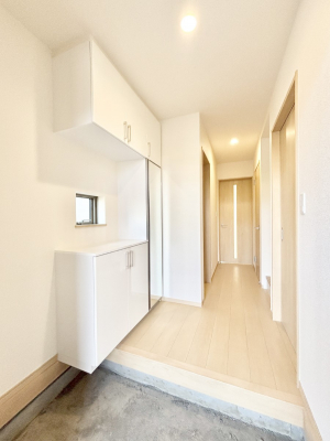 ���ց@����I�𗘗p���āA���z�������������q�l�������ĂȂ��ł��܂��B