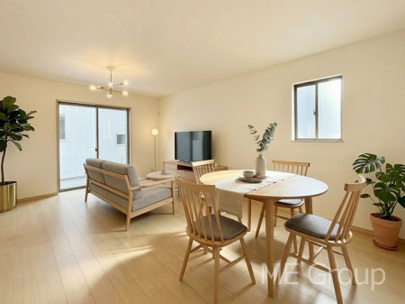 ���r���O�@���Ƒ��̓��₩�Șb�����ŕ�܂�閾�邢���r���O  ���Ƌ��CG�ł�