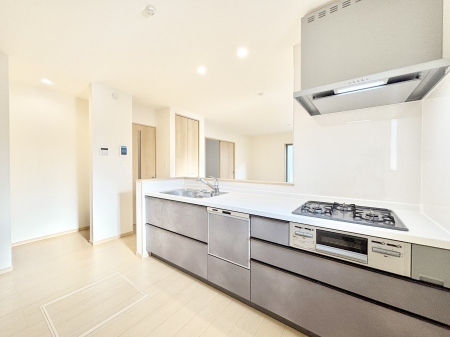 �L�b�`���@��Ƃ肠��L�b�`���ł͂��Ƒ��Ɗy�������������ł��܂��B