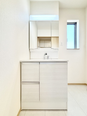 ���ʑ�E���ʏ��@�傫�����₷���O�ʋ��Ő�����������ʑ�́A�g�����Ȃ݃`�F�b�N�┧�̂������ɂ������߂ł��B 