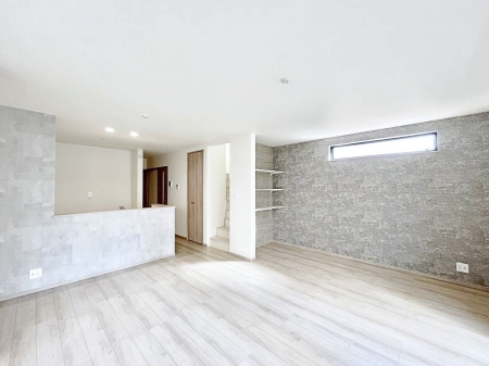 ���r���O�@�Z�ޕ��̌��������o�����A�C���e���A���l����̂��y���݂ȃ��r���O�ł��I 