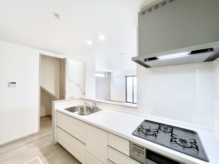 �L�b�`���@�������������I�ɁA�y�����I�V�X�e���L�b�`��  