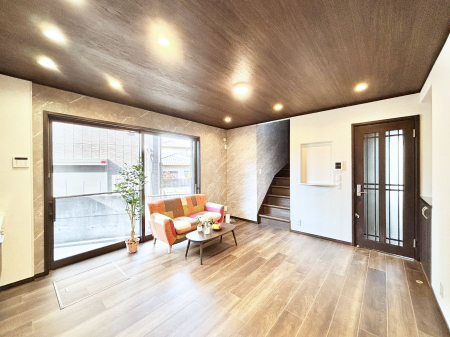 ���̑����ρ@�傫�ȑ����炽���Ղ�̗z���ƕ����������郊�r���O  