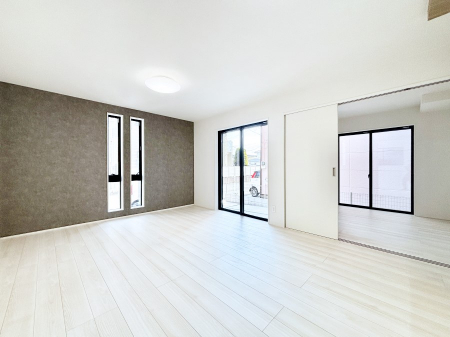 ���̑����ρ@���邢���r���O�B�A�N�Z���g�N���X����Ԃɍʂ�������炵�Ă���܂�  