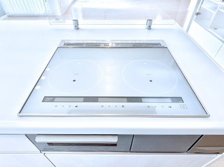 ���̑����ρ@IH�N�b�L���O�q�[�^�[�͓V�̒����ʂ��t���b�g�Ȃ̂Œ�����̓T�b�ƈ�@�����邾���I