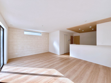 ���̑����ρ@�Ƒ������R�ƏW�܂�e���̃X�y�[�X�ɂȂ肻��