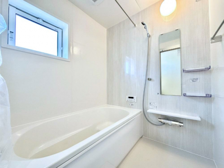 �����@����̔�����₷��؂ȃo�X�^�C���B�������Ƃ����C���y����Ŕ����Ƃ肽���ł��ˁI  