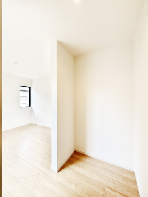 ���̑��@�G�߂̈ߗނ��X�b�L�����[�I��e�ʂ̎��[�͂����͓I��WIC�t���ł��B