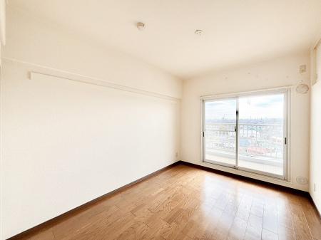 ���̑����ρ@�o���R�j�[���J�������v���X���Ă����m��  