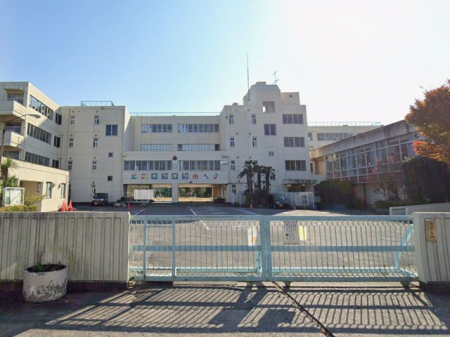 ���ӊ��@���w�Z 1661m �ɓޒ����쏬�w�Z