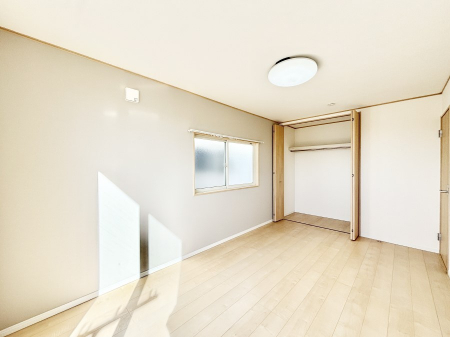 �q�������@�q�������ɂ��������߂Ȏ��[�X�y�[�X�����Ղ�̋���