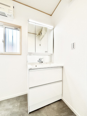 ���ʑ�E���ʏ��@���[�͂Ƌ@�\���ɗD�ꂽ���ʉ��ϑ�