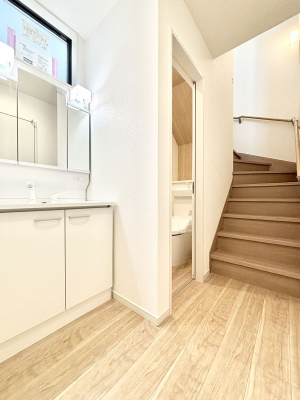 ���ʑ�E���ʏ��@���邢���ʏ��͖����̐g�x�x���y�����ł����Ⴂ�����ł��B