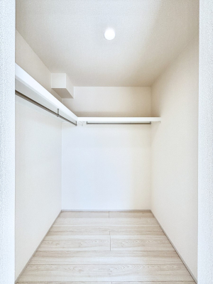 ���̑��@�ߗނ��n���K�[�Ɋ|�����܂܎��[�ł���WIC�B�ߗނ̐������ڂ����₷���ĕ֗��ł��I