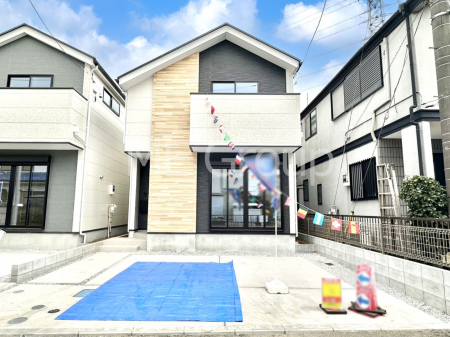 ���n�O�ώʐ^�@���X�����I�����Ղ�̗z���ƊJ�����ɕ�܂�閾�邢�Z�܂��B 