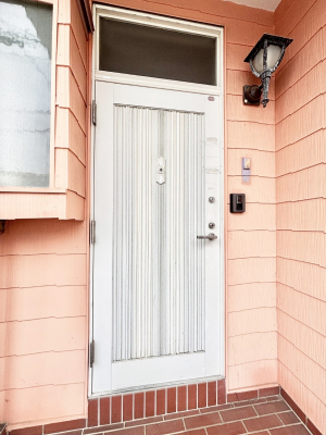 ���ց@��؂ȉƑ��A���q���o�}���錺�ցB