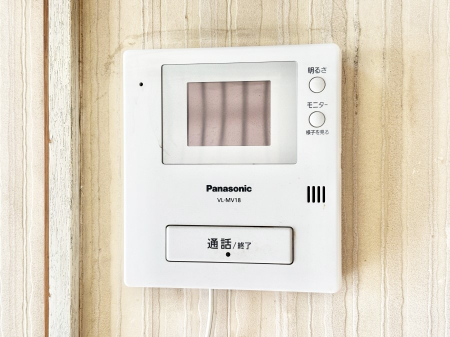 ���̑����ρ@�K��҂���ڂł킩��A���S�̂s�u���j�^�[�t���C���^�[�t�H��