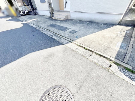 �@�����Ɍ������Ȃ����ԃX�y�[�X�B