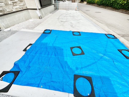 �@�ڂ̑O�����ԏꂾ�ƉJ�̓�����ʂɂ������������������֗��ł���