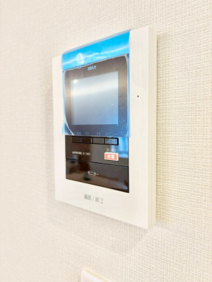 ���̑����ρ@�K��҂���ڂł킩����S�̂s�u���j�^�[�t���C���^�[�z���B 