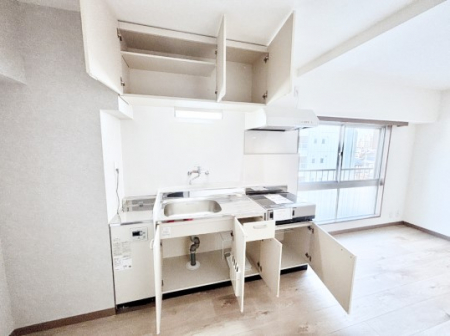 ���̑����ρ@�݌˒I������̂ŃL�b�`����������I