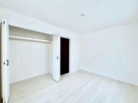 �q�������@�q�������ɂ��������߂Ȏ��[�X�y�[�X�����Ղ�̋���