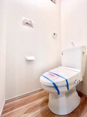 �g�C���@�g�C����1�K��2�K���ꂼ��ɔz�u����Ă��ĂƂĂ��֗��ł��B 