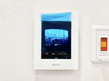 ���̑����ρ@TV���j�^�[�t�C���^�[�t�H�����t���Ă��ăZ�L�����e�B�[��  