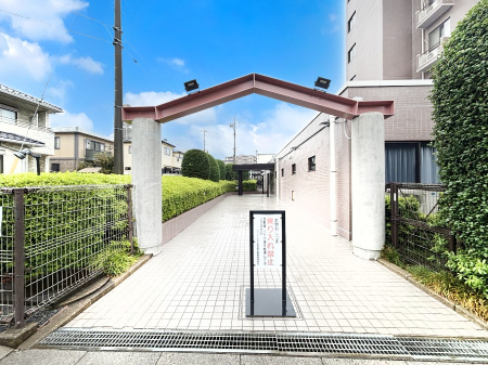 �G���g�����X�@�������������͋C�̃G���g�����X