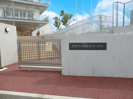 ���ӊ��@���w�Z 1080m �����s��������l���w�Z