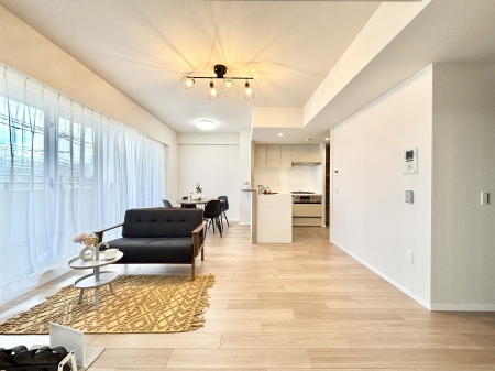 ���r���O�@���K���Ƃ�Ƃ���f�U�C���������r���O�B