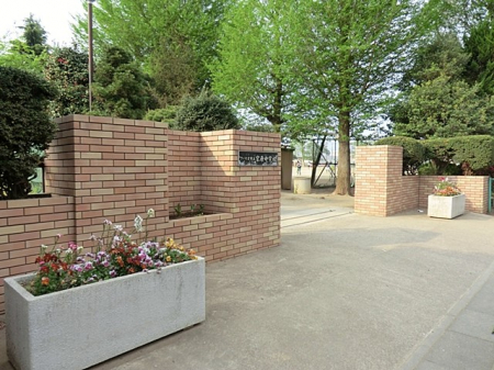 ���ӊ��@���w�Z 1810m �������܎s���{�����w�Z