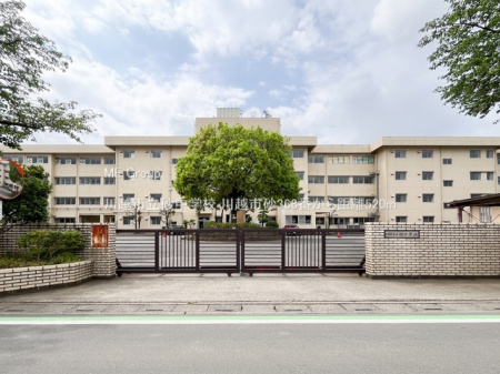 ���ӊ��@���w�Z 520m ��z�s�������w�Z