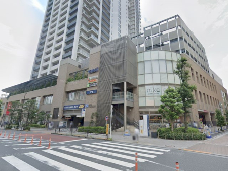 ���ӊ��@�V���b�s���O�Z���^�[ 2100m ���B�i�V�X�����u���C�g�R�[�g