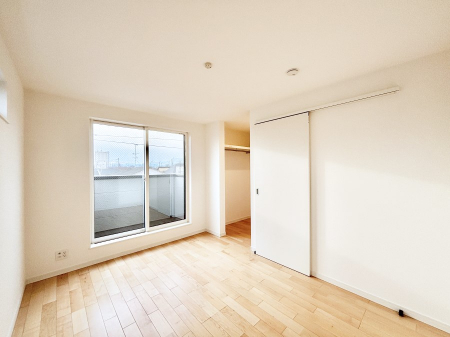 ���̑����ρ@�o���R�j�[���J�������v���X���Ă����m���BWIC�t���B