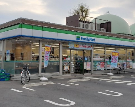 ���ӊ��@�R���r�j 300m �t�@�~���[�}�[�g ����������񒚖ړX