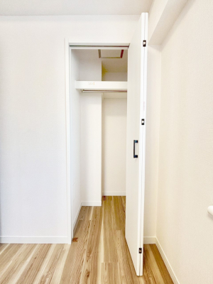 ���[�@��������ߗނ�ו��Ȃǂ̎��[�ɕ֗��ȃN���[�[�b�g�t���B