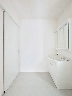 ���ʑ�E���ʏ��@������������ʉ��ώ��Œ��̐g�x�x�����K