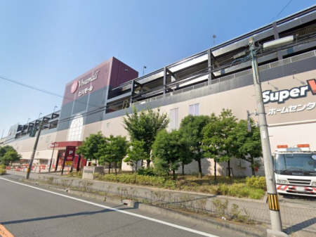 ���ӊ��@�V���b�s���O�Z���^�[ 1300m �r�o���[���n�ђ�