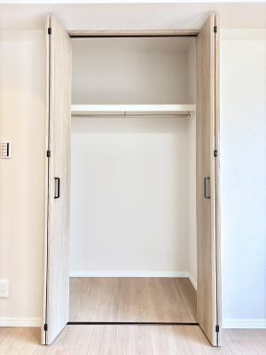 ���[�@�����Ղ�̎��[�X�y�[�X�ł��ł��Z��Ԃ��X�b�L���ۂĂ���